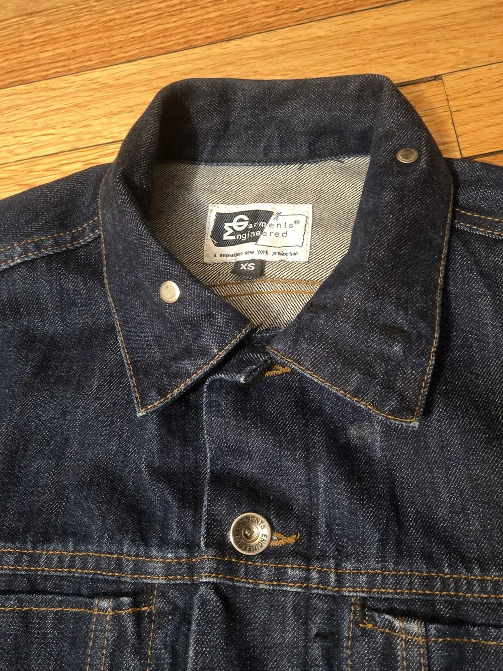Engineered Garments Men's Dark Blue Denim Jacket - Classic Trucker Style. Xsmall - Picture 4 of 12